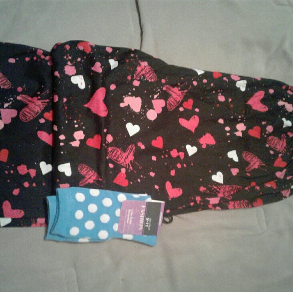 It's just a kiss goodnight brand pajamas